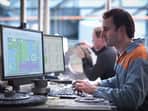 CAD/CAM ネスティングソフトウェアを使用する人