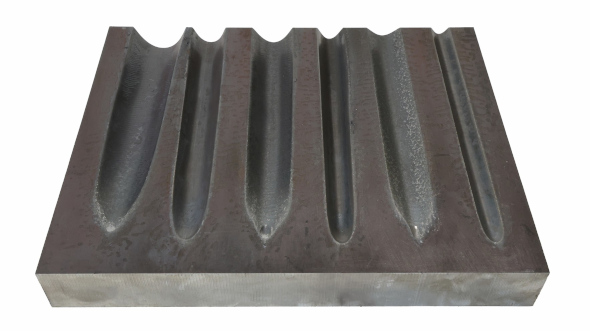plasma gouging produces cleaner edges