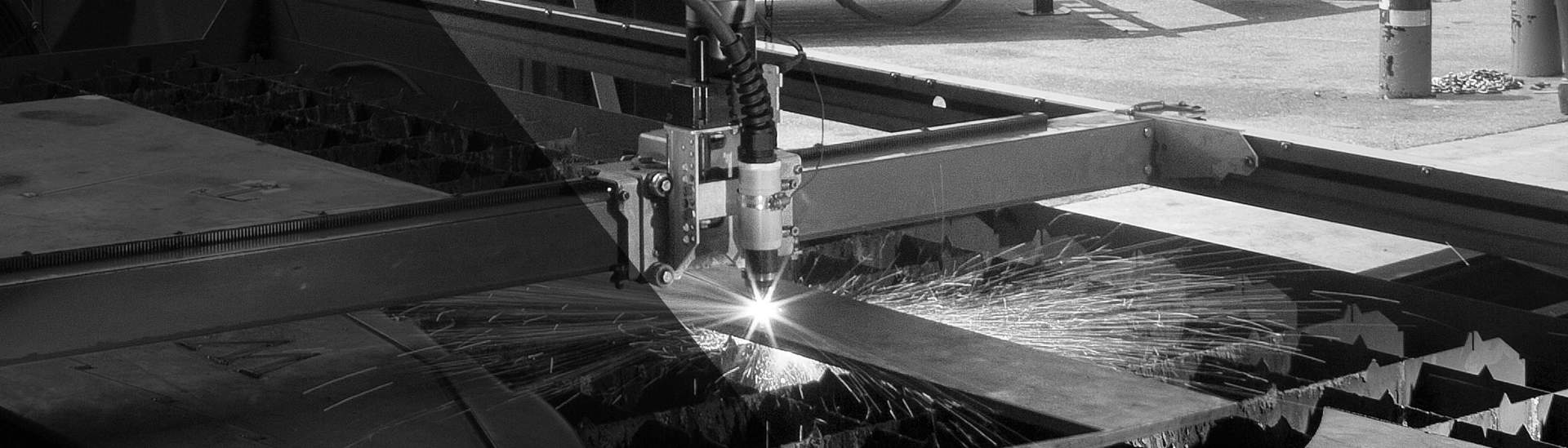 How to choose a small CNC table