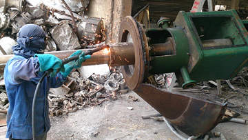 Scrap cutting with Duramax Hyamp Long torch