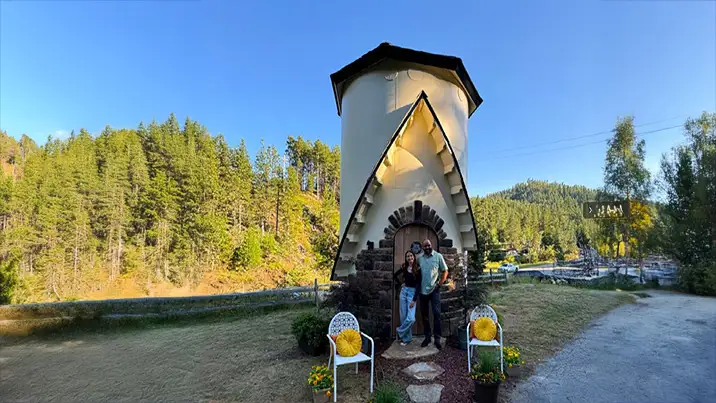 Image of Cappie and his step daughter