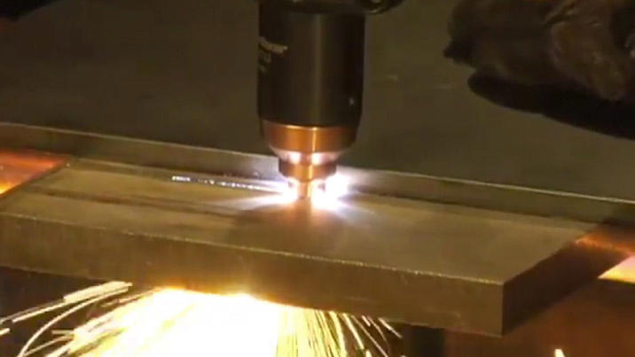 Powermax45 - handheld cutting 12mm stainless