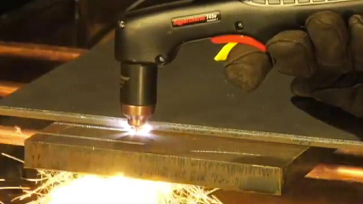 Powermax45 - handheld cutting 19mm mild steel